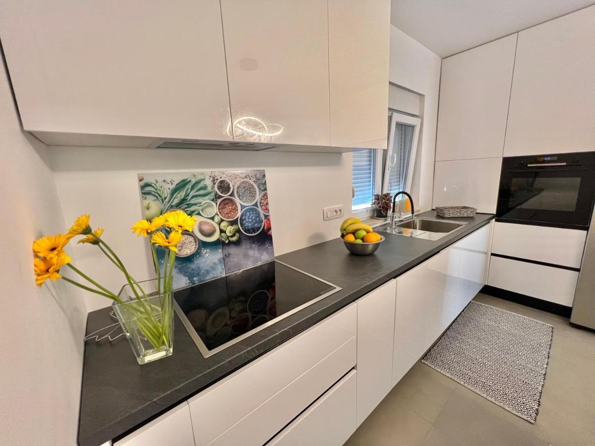 Apartman Barbara Crikvenica Exterior foto